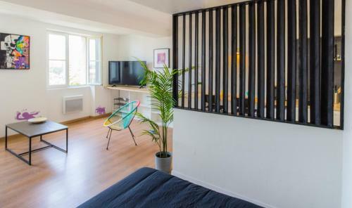 Apartamento Studio Avec Vue - Centre Ville - Pop- Wifi- Anatole