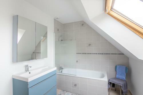 Flochou�t - Maison Avec Jardin - Tr�livan Proche Dinan