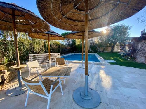 Villa Propri�t� Exceptionnelle � 25km D?aix En Provence - 8 Guests