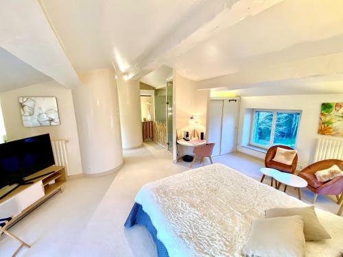 Villa Propri�t� Exceptionnelle � 25km D?aix En Provence - 8 Guests