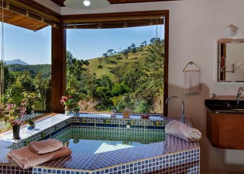 Hostal Pousada N� Da Madeira