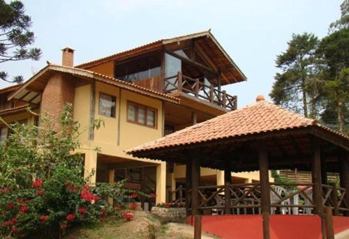 Hostal Pousada Chal�s Do Lago