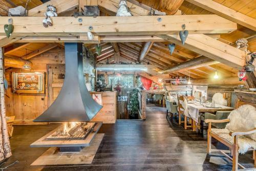 Chalet Iseran - Chalets Pour 15 Personnes 10