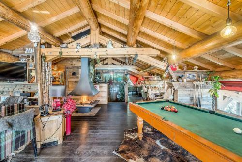 Chalet Iseran - Chalets Pour 15 Personnes 10