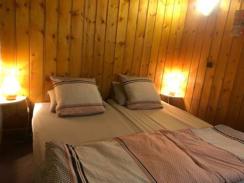 Hostal Chalet Le Cordava