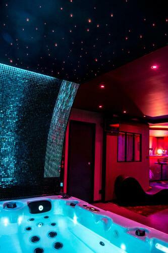 Apartamento L'insolite Spa Privatif ''suite Luxueuse-jacuzzi"