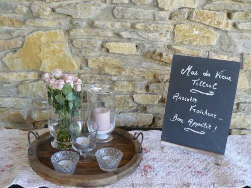 Bed & Breakfast Mas Du Vieux Tilleul