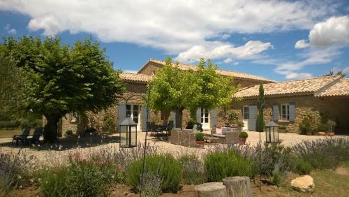Bed & Breakfast Mas Du Vieux Tilleul