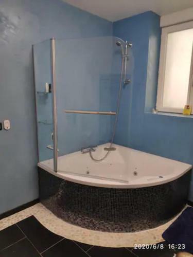 Apartamento Entre Bourges Et Sancerre, Vacances Relaxantes