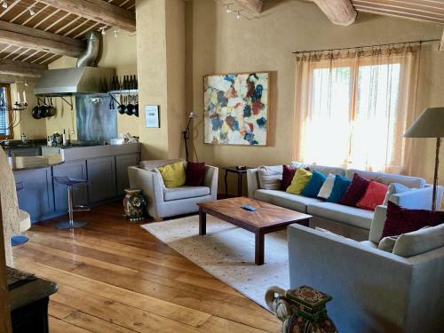 Unique And Exclusive House In Valbonne Village