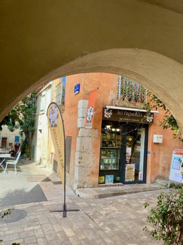 Unique And Exclusive House In Valbonne Village