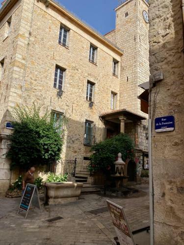 Unique And Exclusive House In Valbonne Village