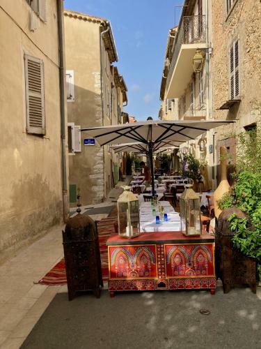 Unique And Exclusive House In Valbonne Village