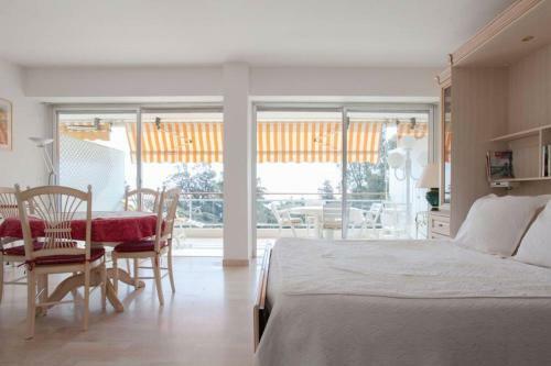 Apartamento Studio Standing Vue Mer 2 Pers. 5 Min.cannes