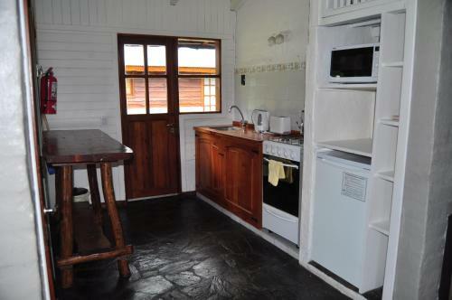 Lodge Caba�as Y Hosteria Aldea Los Huemules