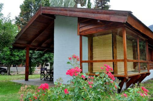 Lodge Caba�as Y Hosteria Aldea Los Huemules