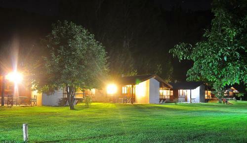 Lodge Caba�as Y Hosteria Aldea Los Huemules