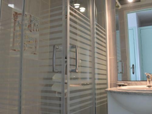 Serene Holiday Home In Vignol With Swimming Pool