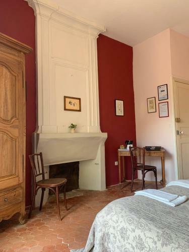 Hostal La Sarrasine