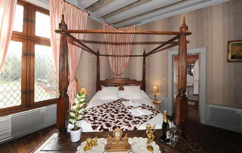 Hotel Chateau De Jallanges - Les Collectionneurs