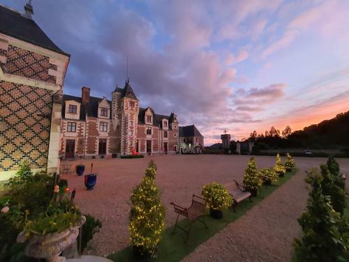 Hotel Chateau De Jallanges - Les Collectionneurs