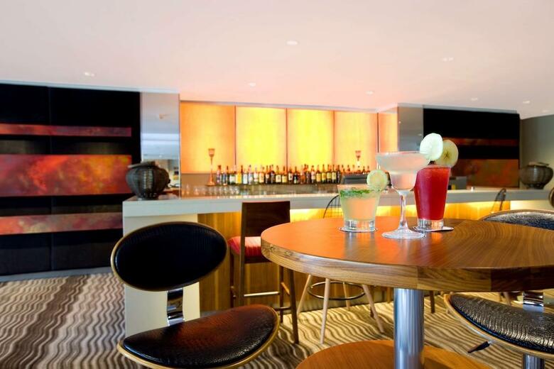 Hotel Garden Court De Waal