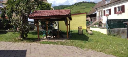 Apartamento G�te Yves
