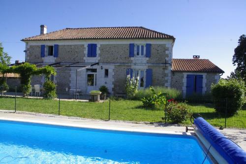 Bed & Breakfast Domaine Du Pompinaud Accessible Pmr