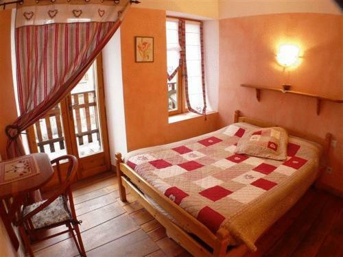 Hostal La Ptite Auberge