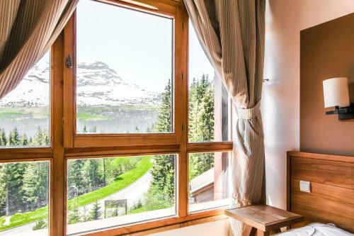 Apartamento Cosy, Modern 2-bed With Fireplace & Beautiful Views