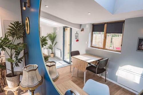 Apartamentos Gites S�r�na� Avec Vue Sur Rivi�re
