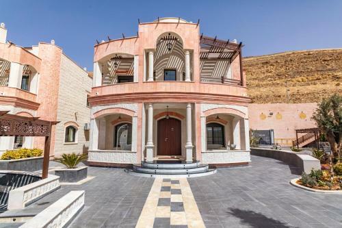 Aicha Villa