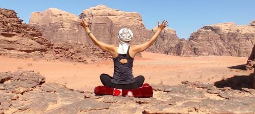 Wadi Rum Desert Eid Camp & Cave & Tours