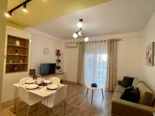 Yellow Mood-luxury And Cozy Apartment