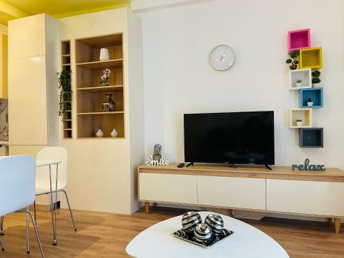 Yellow Mood-luxury And Cozy Apartment
