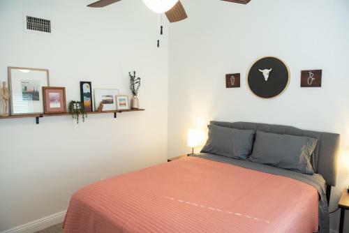 Beautifully Renovated Glendale Retreat