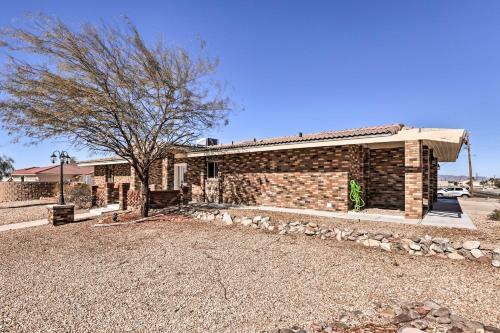 Lake Havasu Pad With Private Pool 3 Mi To Lake