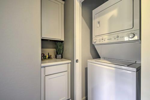 Lovely Mesa Townhome With Pool And Hot Tub Access