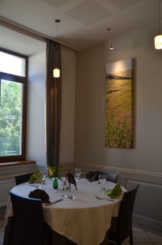 Hotel Logis Auberge De L'allagnonette