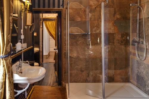 Hostal Ch�teau De La Plaudi�re