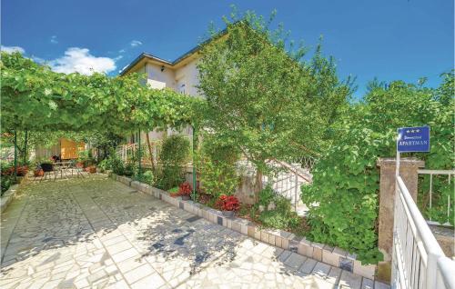 Apartment Tribalj III