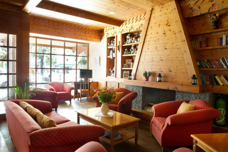 Hotel Edelweiss Manotel