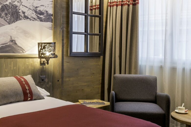 Hotel Edelweiss Manotel