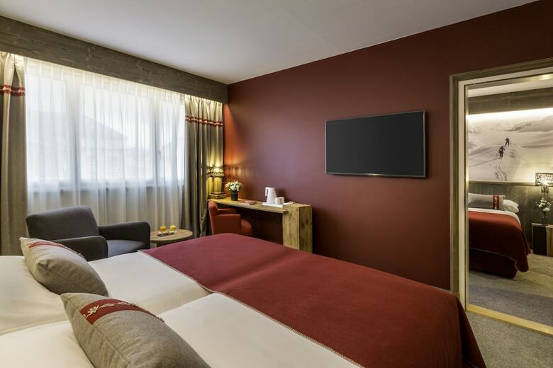 Hotel Edelweiss Manotel