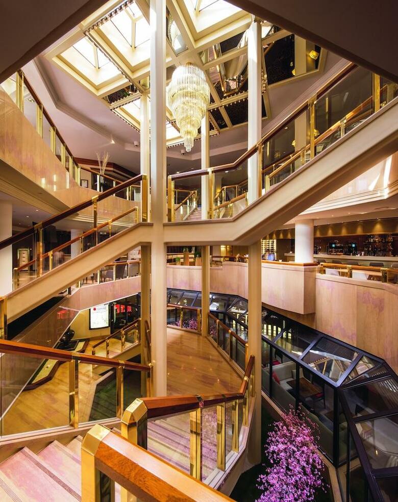 Moevenpick Hotel And Casino Geneva