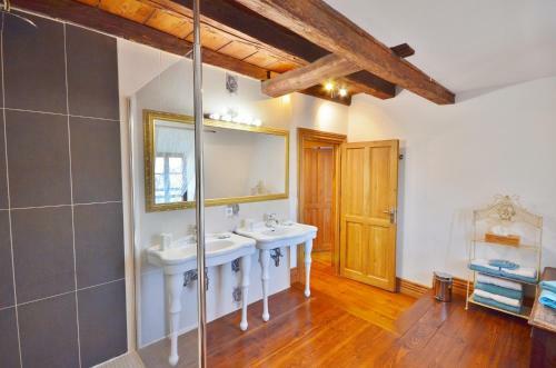 Bed & Breakfast Chambres D'h�tes Ch�teau De Grunstein