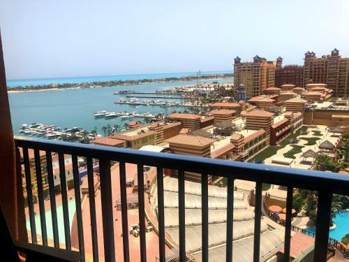 Sea View Apartment In Porto Marina