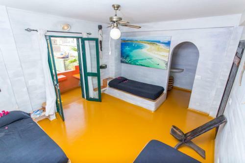 Bed & Breakfast Surfactivity Guest House