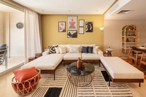 Apartamento Epic & Exquisite 2 Br W Beach & Pool Mangroovy