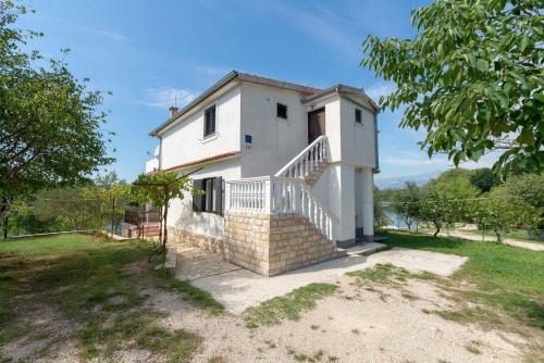 House Ribnica